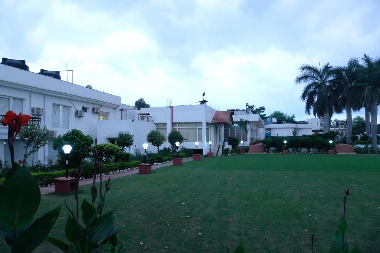 Black Mango Resort Kala Amb Dış mekan fotoğraf