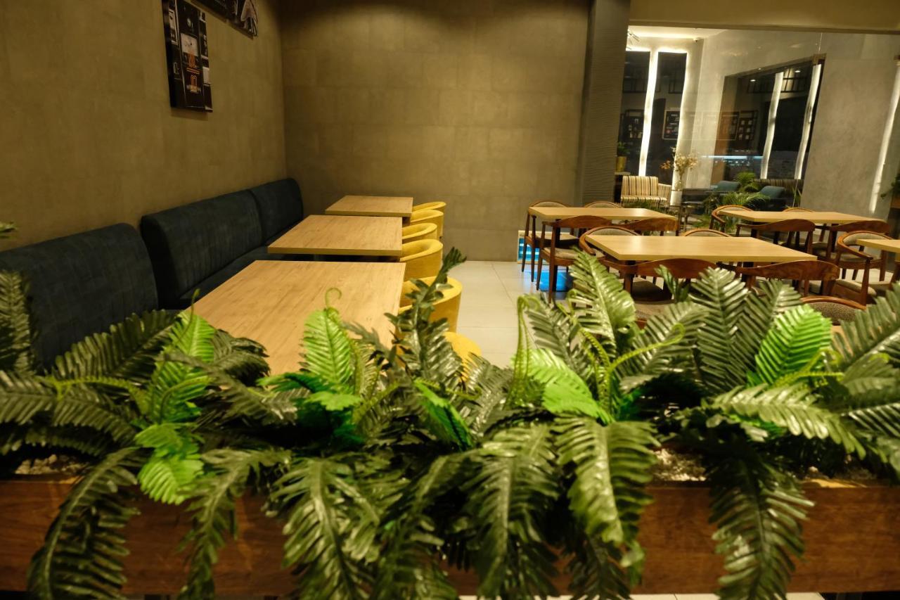 Black Mango Resort Kala Amb Dış mekan fotoğraf